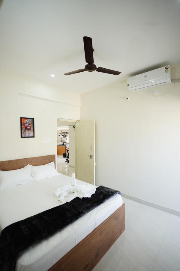 Castle Suites By Haven Homes, Kempegowda International Airport Road Bangalore Eksteriør billede